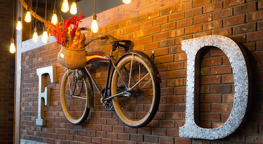 Butchers & Bakers interior