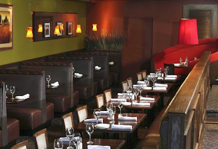 Amici Italian Grill interior