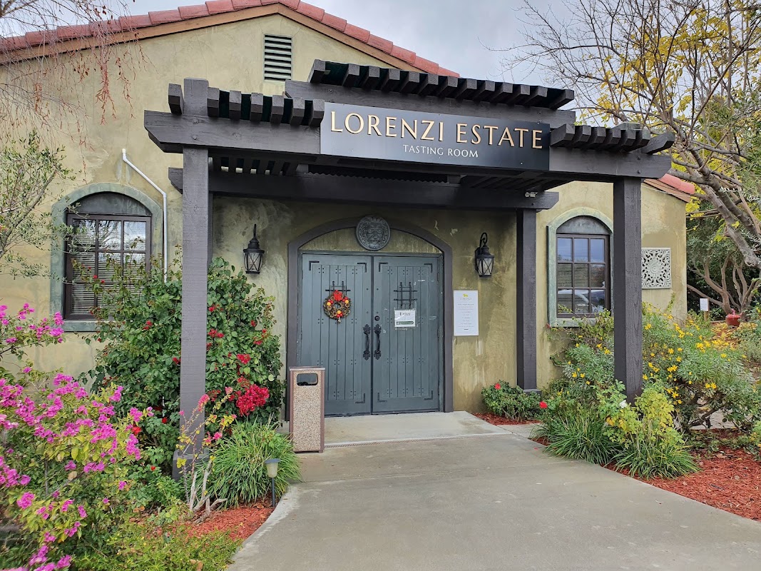 Photo of Lorenzi Estate Vineyards & Winery
