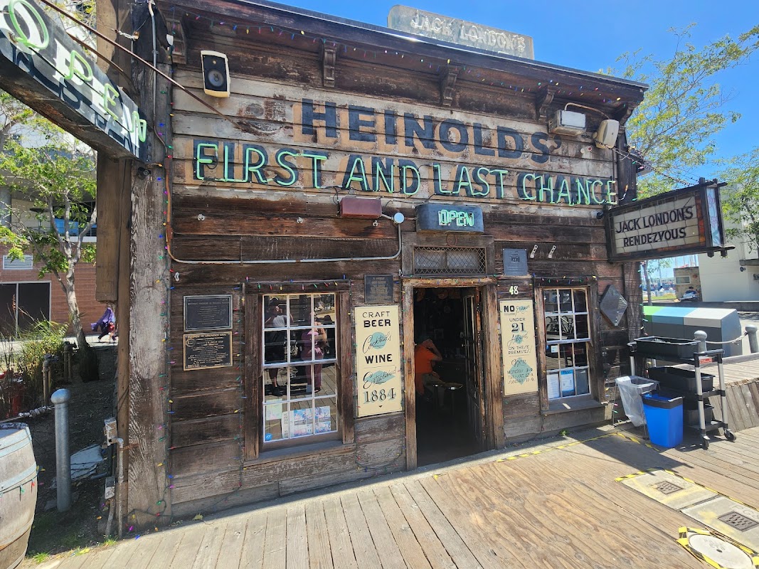 Photo of Heinold's First and Last Chance Saloon