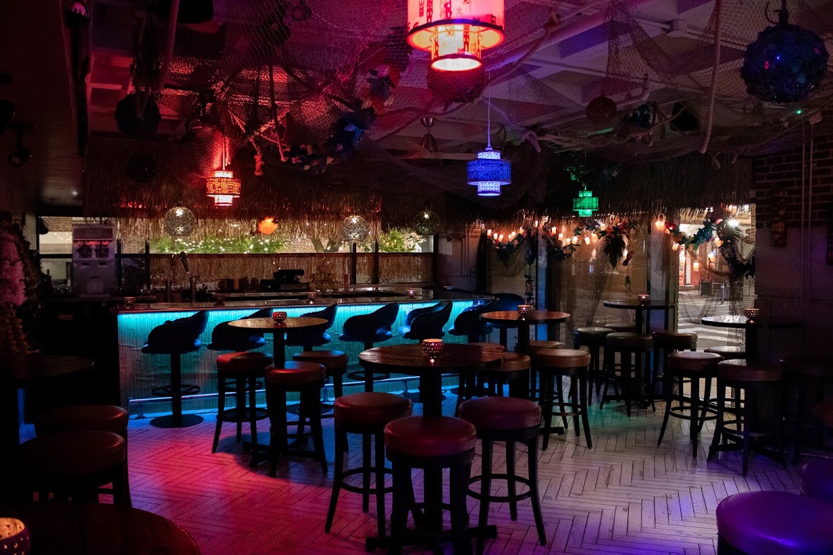 Photo of Hi-Tide Lounge