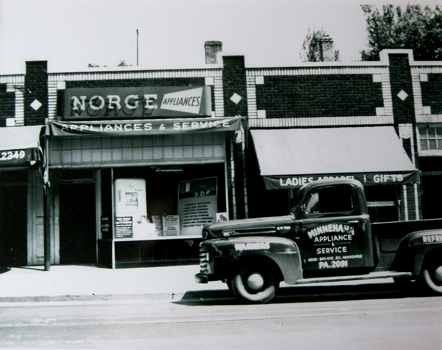 Photo of Bull's Horn Food and Drink