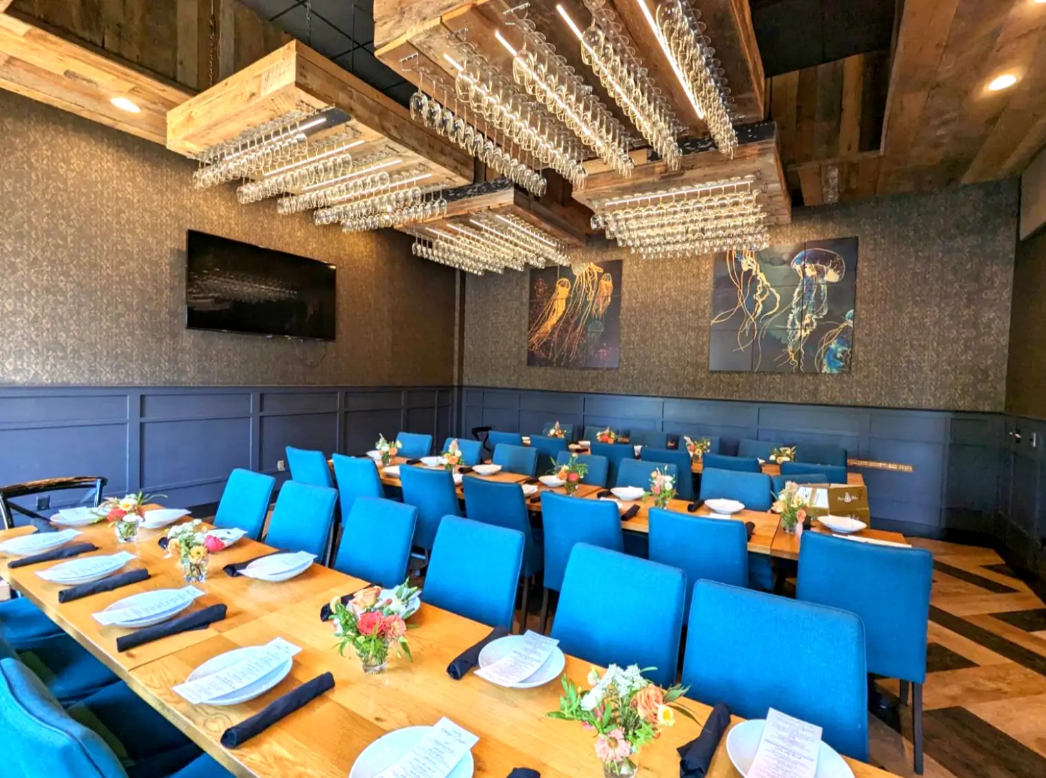 Photo of LouVino Douglass Hills Restaurant & Wine Bar