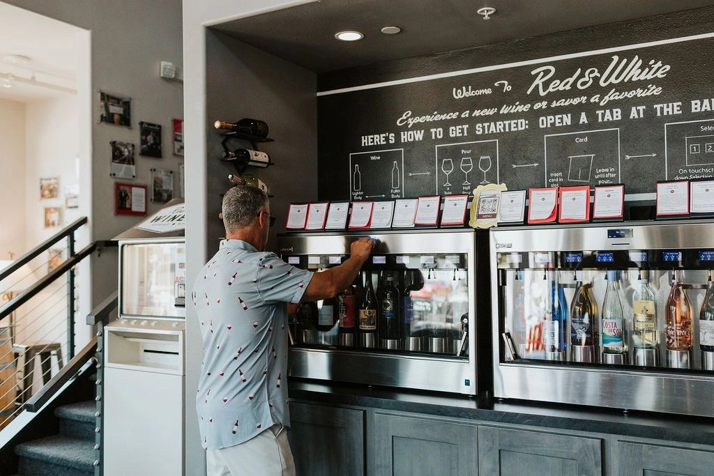 Photo of Red & White Winebar