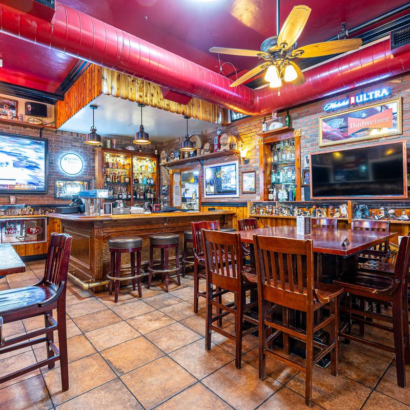 Photo of Ausiello's 5th Street Bar and Grill