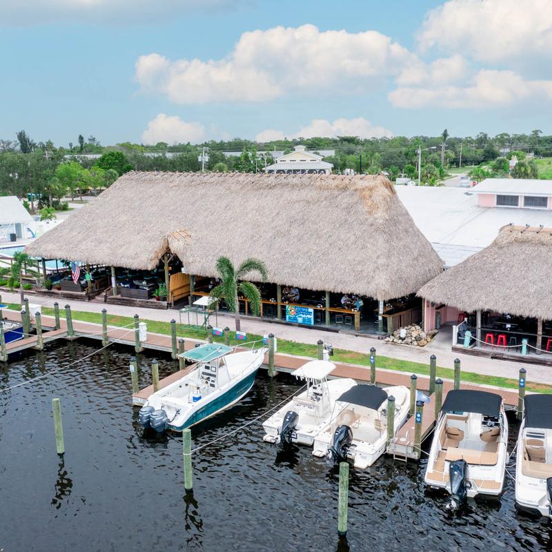 Photo of Nauti Parrot Tiki Hut North