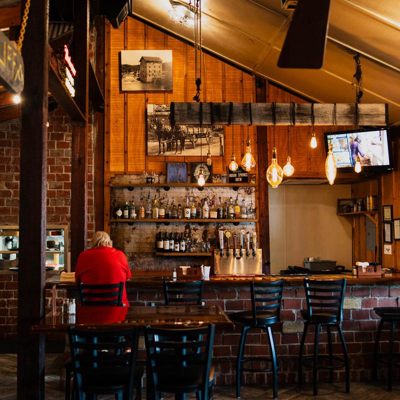 Photo of Undercliff Grill & Bar